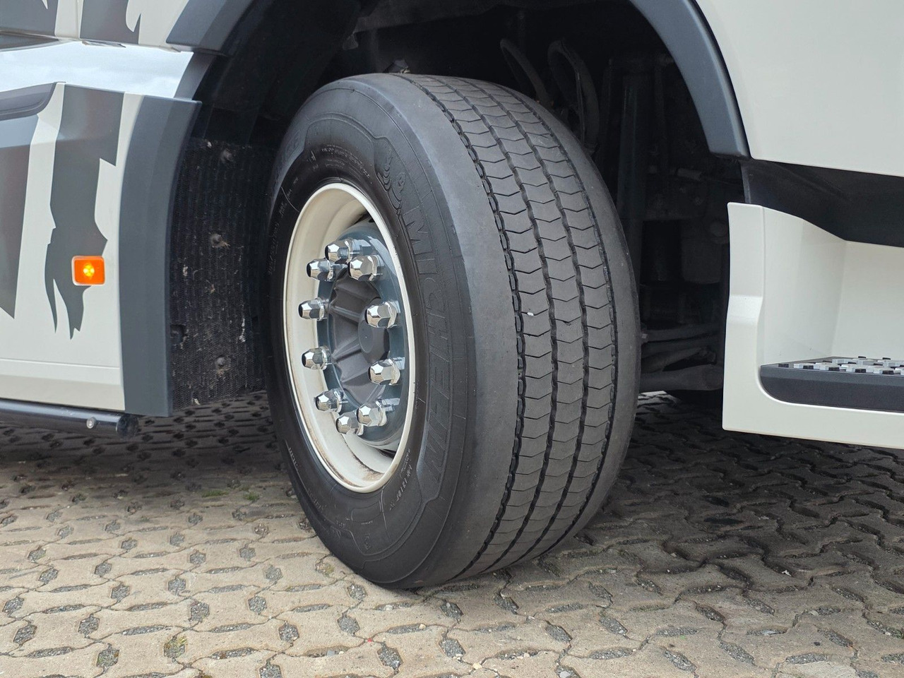 Tractor unit Volvo FH 500 / Retarder / Nebenabtrieb / 6E: picture 48