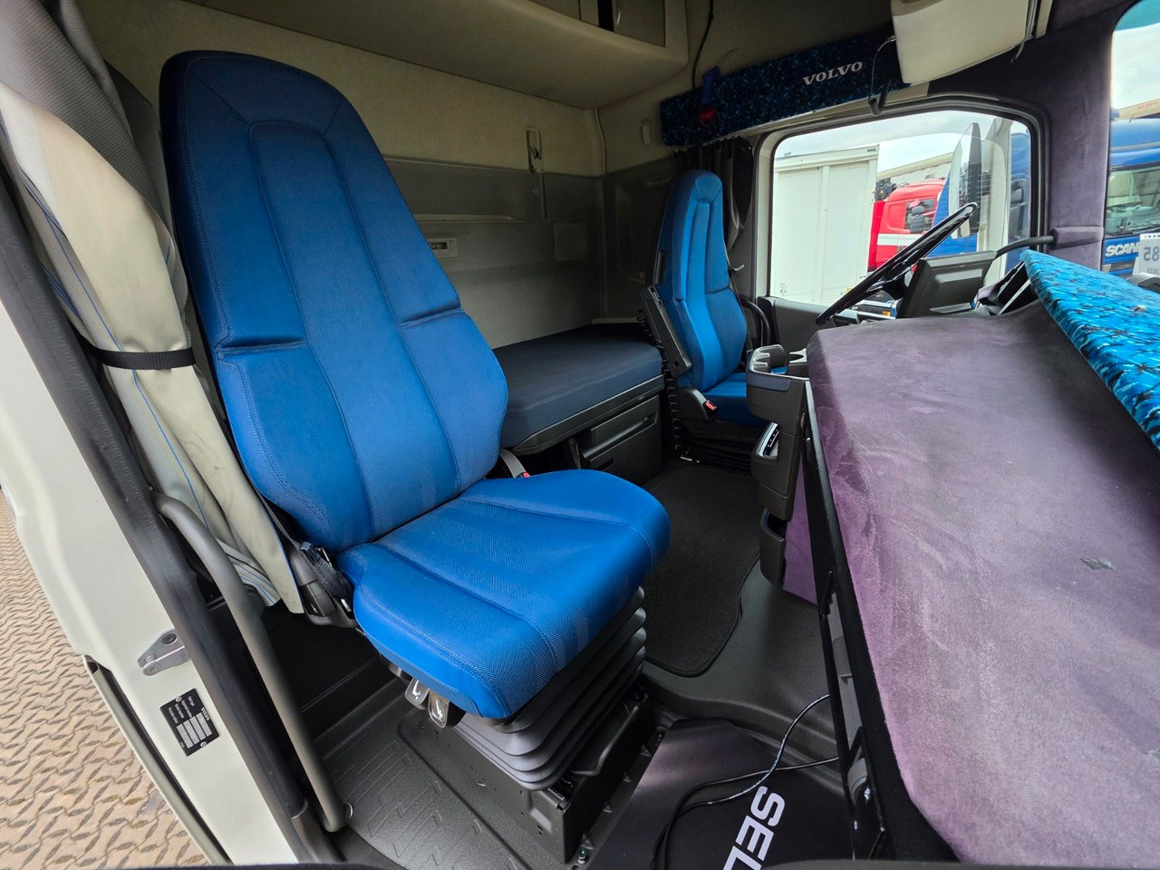 Tractor unit Volvo FH 500 / Retarder / Nebenabtrieb / 6E: picture 30