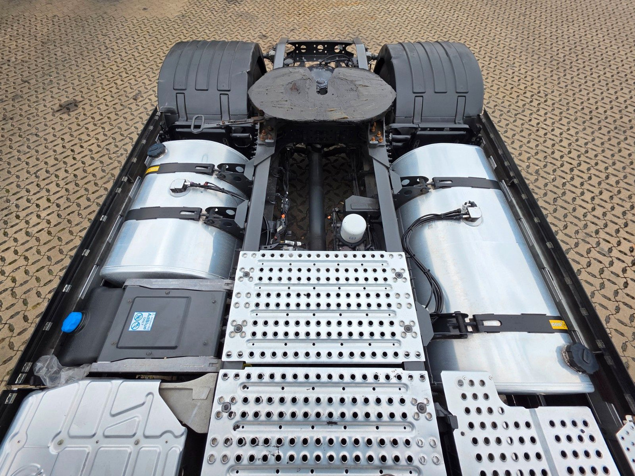 Tractor unit Volvo FH 500 / Retarder / Nebenabtrieb / 6E: picture 11