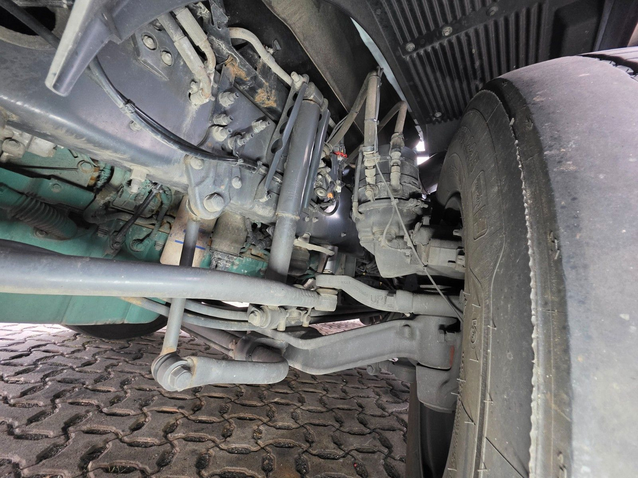 Tractor unit Volvo FH 500 / Retarder / Nebenabtrieb / 6E: picture 46