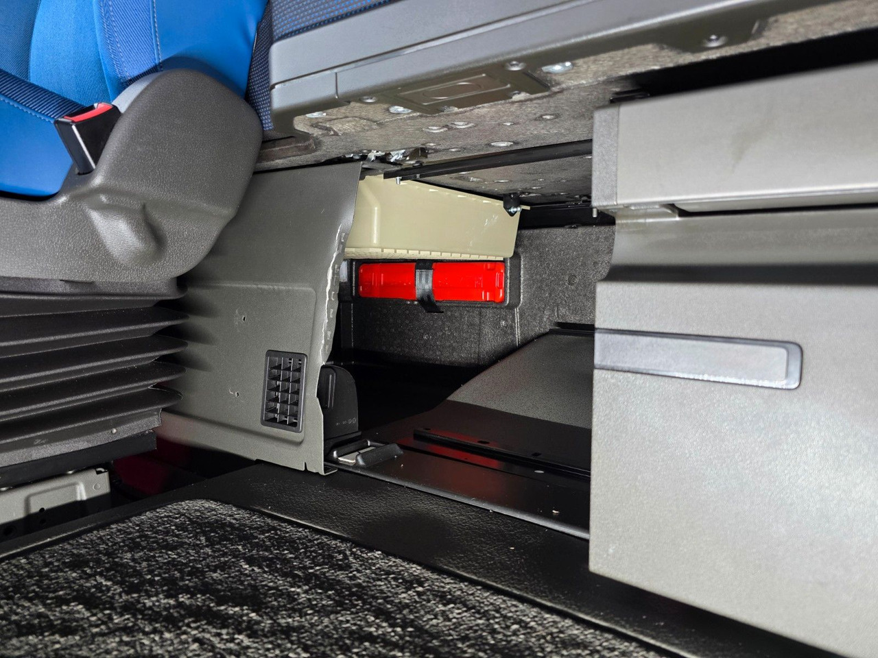 Tractor unit Volvo FH 500 / Retarder / Nebenabtrieb / 6E: picture 32