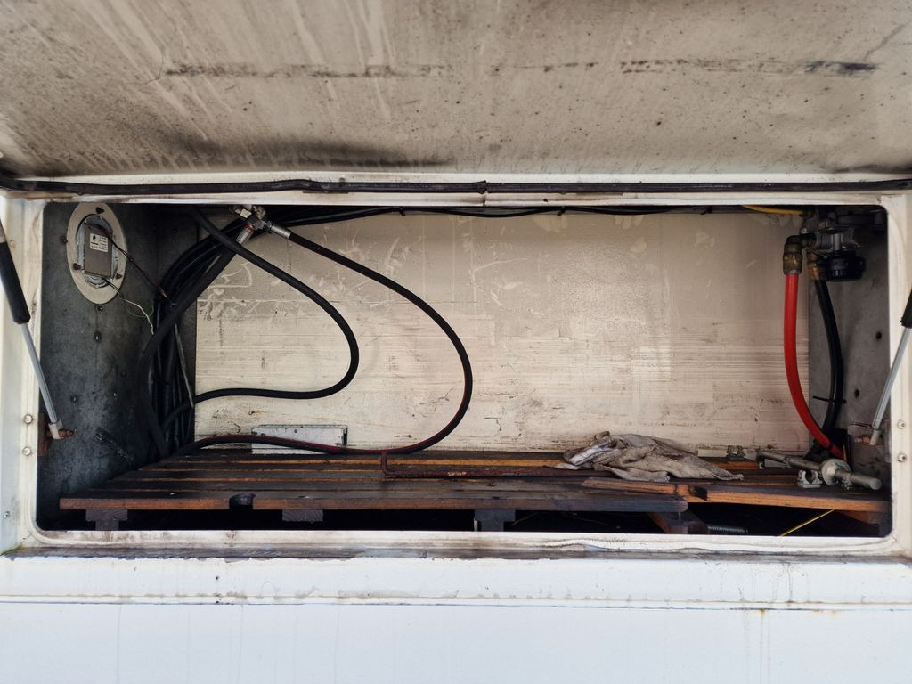 Closed box semi-trailer Van Eck PT-3Z / Doppelstock: picture 14