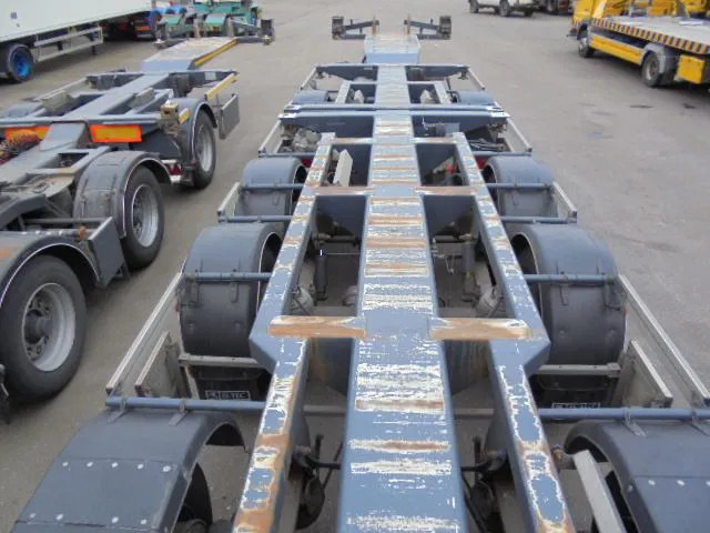 Container transporter/ Swap body semi-trailer D-Tec CT-53-04D: picture 7