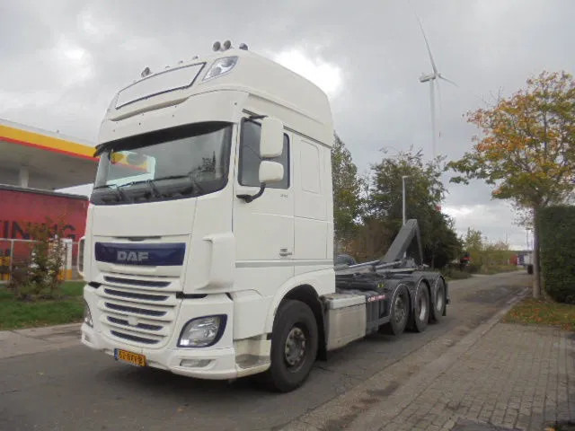 DAF XF 106 510 8X2 TRIPLE NL TRUCK - Hook lift truck: picture 1 DAF XF 106 510 8X2 TRIPLE NL TRUCK - Hook lift truck: picture 1