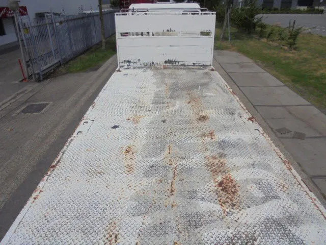 DAF YTZ 2300 6X6 FULL STEEL - Dropside/ Flatbed truck: picture 5 DAF YTZ 2300 6X6 FULL STEEL - Dropside/ Flatbed truck: picture 5