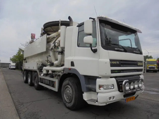 Vacuum truck Ginaf X 4243 TS 8X4 NL TRUCK: picture 7