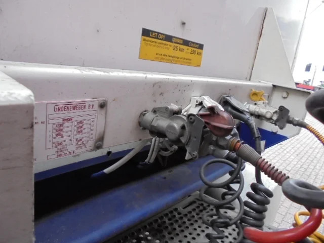 Closed box semi-trailer Groenewegen DRO 12 20B: picture 13 Closed box semi-trailer Groenewegen DRO 12 20B: picture 13