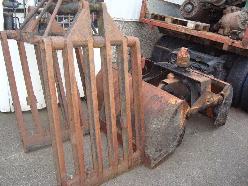 Hiab ALLTYPE YEARS AND PRICES HIAB PALFINGER HMF ATLAS KENNIS - Loader crane: picture 5 Hiab ALLTYPE YEARS AND PRICES HIAB PALFINGER HMF ATLAS KENNIS - Loader crane: picture 5