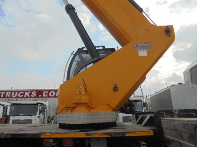 Truck mounted aerial platform Hino 700 6X4: picture 7