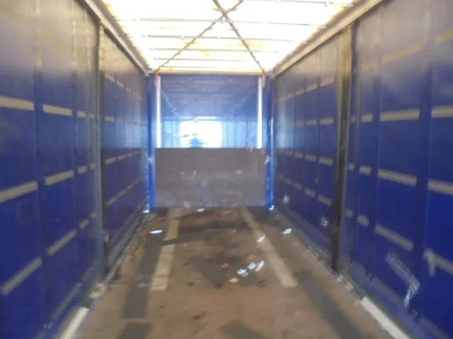 Curtainsider semi-trailer Kässbohrer XS: picture 14 Curtainsider semi-trailer Kässbohrer XS: picture 14