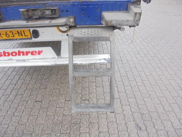 Curtainsider semi-trailer Kässbohrer XS: picture 13 Curtainsider semi-trailer Kässbohrer XS: picture 13