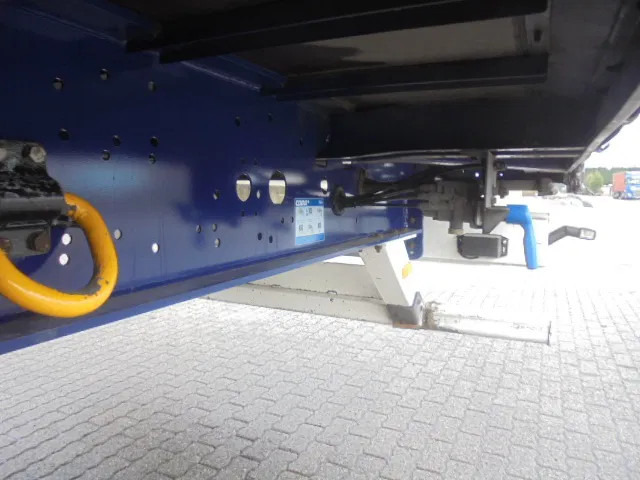 Curtainsider semi-trailer Kässbohrer XS: picture 9 Curtainsider semi-trailer Kässbohrer XS: picture 9