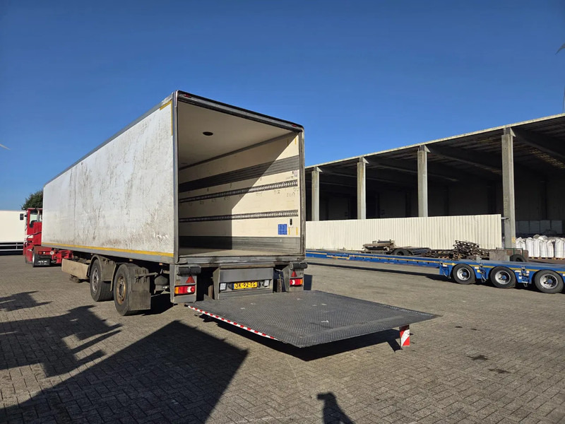 Krone SZ - Closed box semi-trailer: picture 4 Krone SZ - Closed box semi-trailer: picture 4