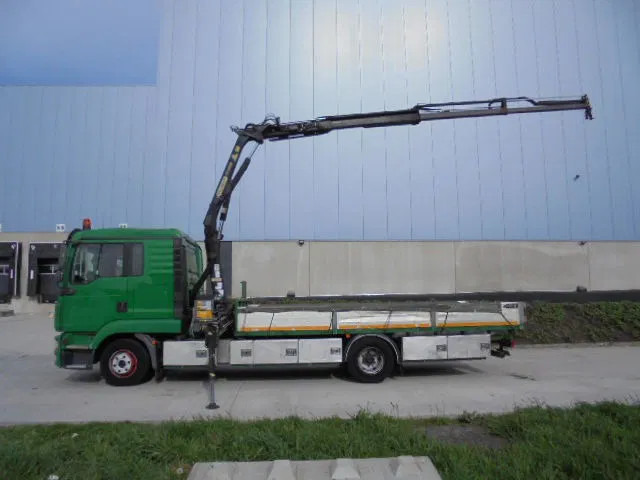 MAN TGL 12.220 - Crane truck: picture 5 MAN TGL 12.220 - Crane truck: picture 5