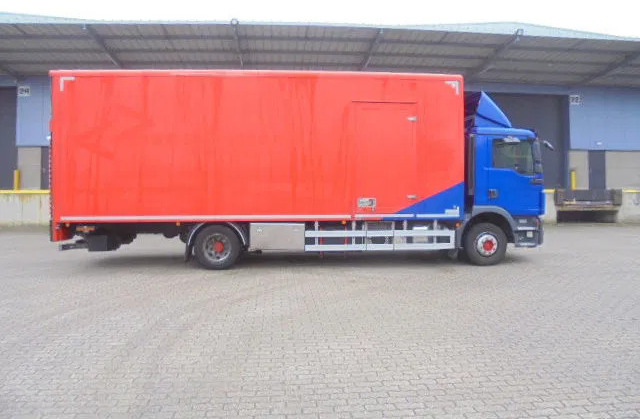 MAN TGM 12.250 NL TRUCK - Box truck: picture 4 MAN TGM 12.250 NL TRUCK - Box truck: picture 4
