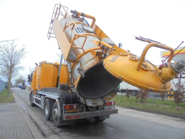 Mercedes-Benz Actros 2641 LTNLA - Vacuum truck: picture 5 Mercedes-Benz Actros 2641 LTNLA - Vacuum truck: picture 5