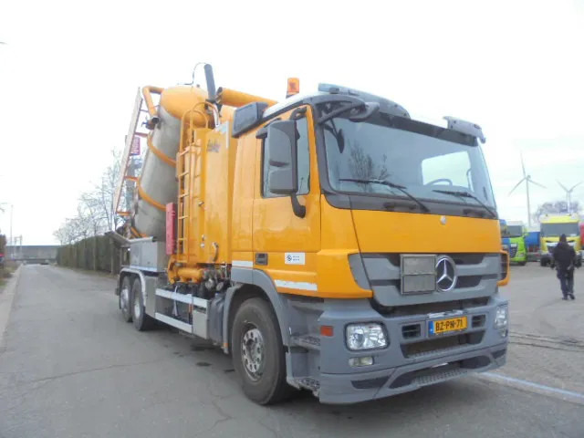 Mercedes-Benz Actros 2641 LTNLA - Vacuum truck: picture 3 Mercedes-Benz Actros 2641 LTNLA - Vacuum truck: picture 3