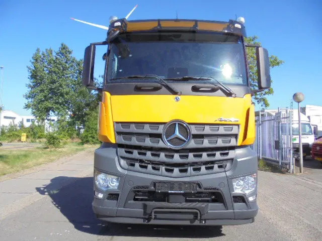 Mercedes-Benz Arocs 2848 NEW - Hook lift truck: picture 2 Mercedes-Benz Arocs 2848 NEW - Hook lift truck: picture 2