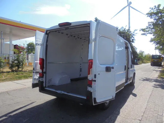 Panel van Opel Movano L3H2 2.2L BLUE HDI 140: picture 19