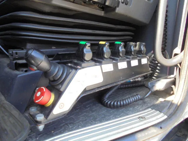 Leasing of Scania G450 8X2 TRIPLE RETARDER Scania G450 8X2 TRIPLE RETARDER: picture 11