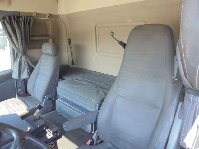 Leasing of Scania G450 8X2 TRIPLE RETARDER Scania G450 8X2 TRIPLE RETARDER: picture 9