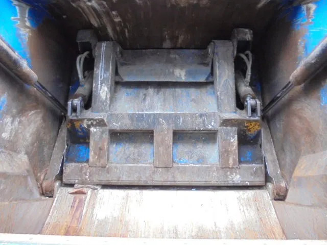 Garbage truck Scania P280 B 6X2: picture 17