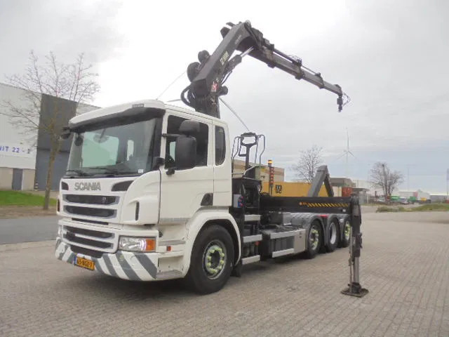 Scania P370 8X2 HAAK + KRAAN NL TRUCK LOW KM - Hook lift truck, Crane truck: picture 1 Scania P370 8X2 HAAK + KRAAN NL TRUCK LOW KM - Hook lift truck, Crane truck: picture 1