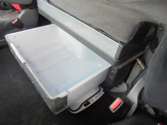 Box truck Scania R420 6X2 RETARDER: picture 16 Box truck Scania R420 6X2 RETARDER: picture 16