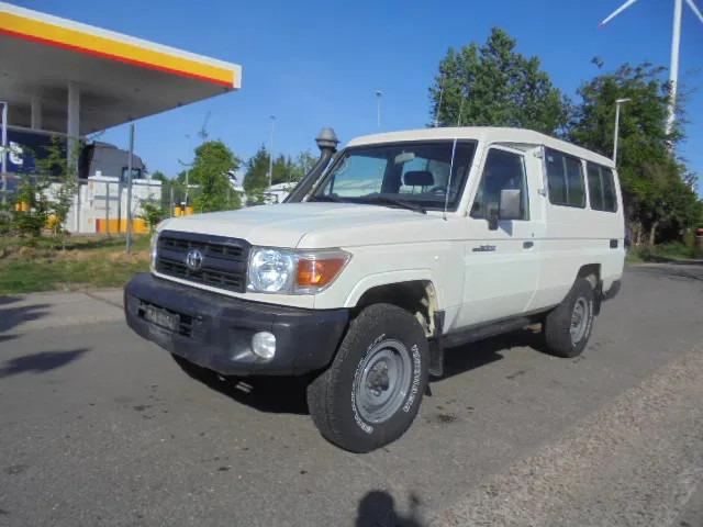 Toyota Land Cruiser HZJ78L 4X4 EXPORT OUTSIDE EU ONLY - Car: picture 1 Toyota Land Cruiser HZJ78L 4X4 EXPORT OUTSIDE EU ONLY - Car: picture 1