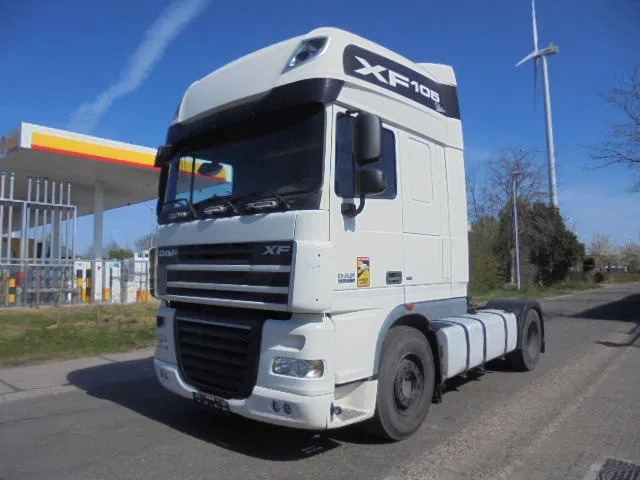 DAF XF 105.460 SUPERSPACE - Tractor unit: picture 1 DAF XF 105.460 SUPERSPACE - Tractor unit: picture 1
