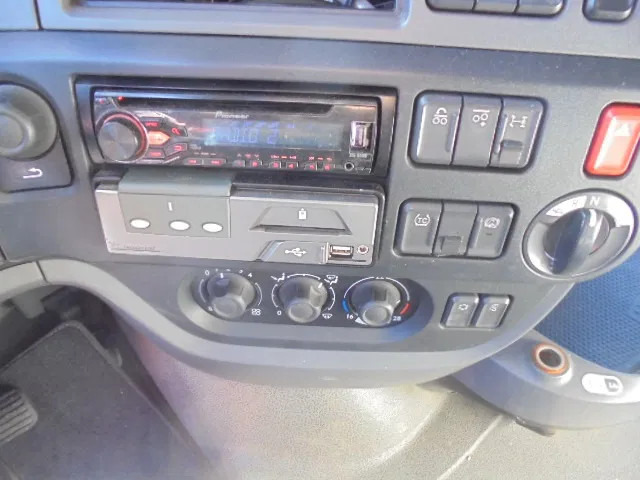 Tractor unit DAF XF 440 6X2 NL TRUCK: picture 15