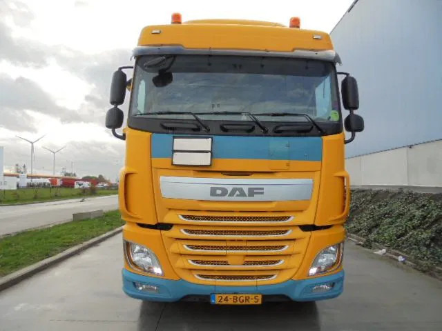DAF XF 440 ADR UITVOERING - Tractor unit: picture 2 DAF XF 440 ADR UITVOERING - Tractor unit: picture 2