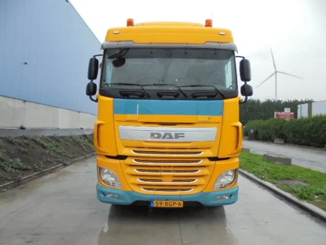DAF XF 440 ADR UITVOERING - Tractor unit: picture 2 DAF XF 440 ADR UITVOERING - Tractor unit: picture 2