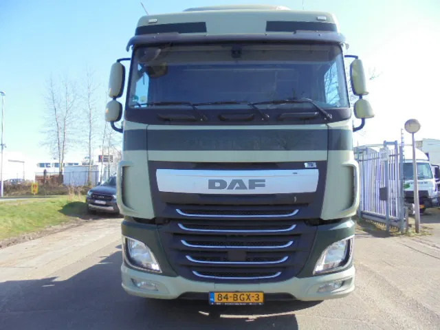 DAF XF 440 NL TRUCK - Tractor unit: picture 2 DAF XF 440 NL TRUCK - Tractor unit: picture 2