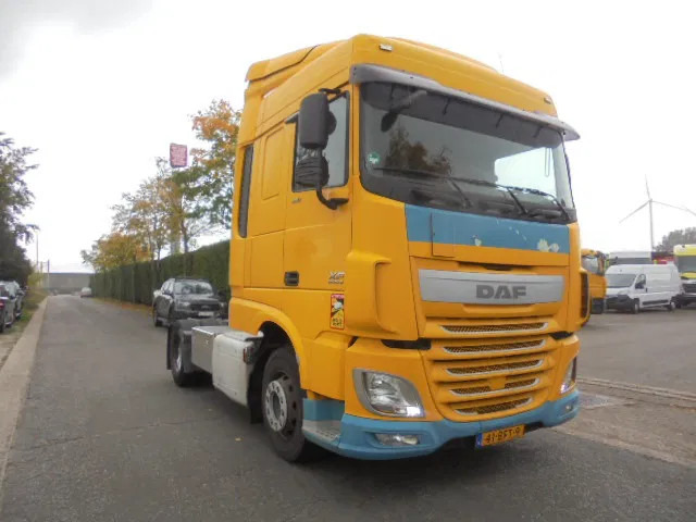 DAF XF 440 NL TRUCK - Tractor unit: picture 3 DAF XF 440 NL TRUCK - Tractor unit: picture 3
