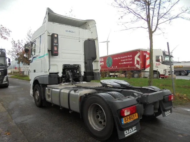 DAF XF 440 SPACE CAB - Tractor unit: picture 5 DAF XF 440 SPACE CAB - Tractor unit: picture 5