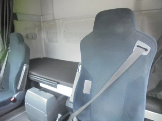 Tractor unit MAN TGX 18.400 COMPRESSOR + HYDRO NL TRUCK: picture 9