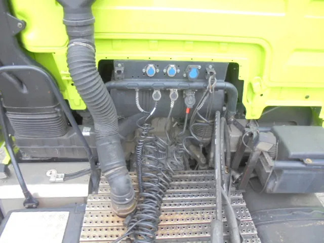 Tractor unit MAN TGX 18.400 COMPRESSOR + HYDRO NL TRUCK: picture 19