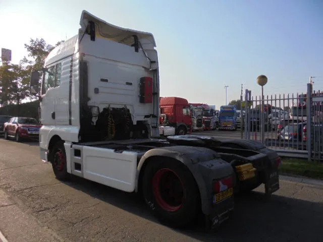 MAN TGX 18.400 XL - Tractor unit: picture 5 MAN TGX 18.400 XL - Tractor unit: picture 5