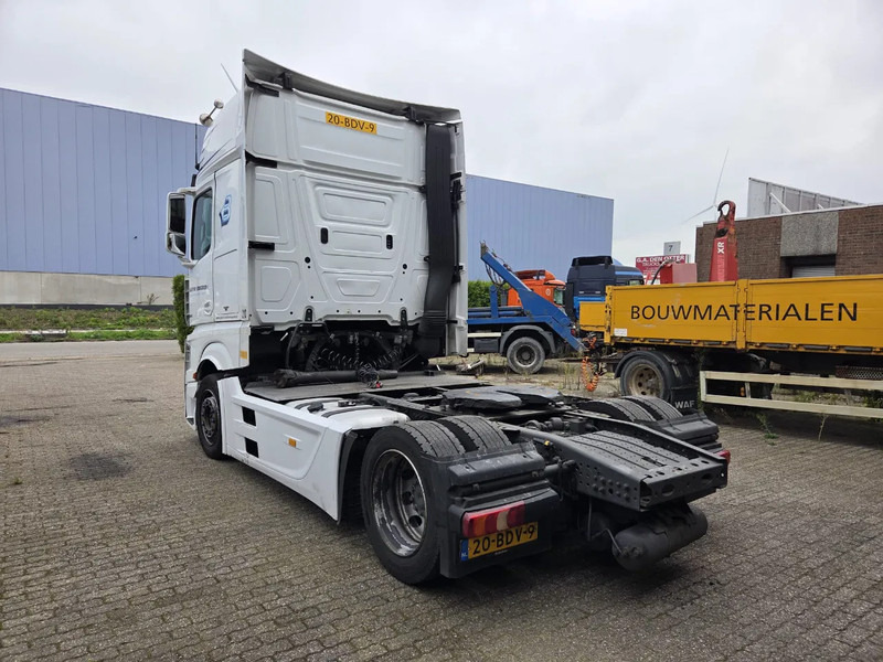 Mercedes-Benz Actros 1842 LS CABINE SCHADE NL TRUCK - Tractor unit: picture 4 Mercedes-Benz Actros 1842 LS CABINE SCHADE NL TRUCK - Tractor unit: picture 4