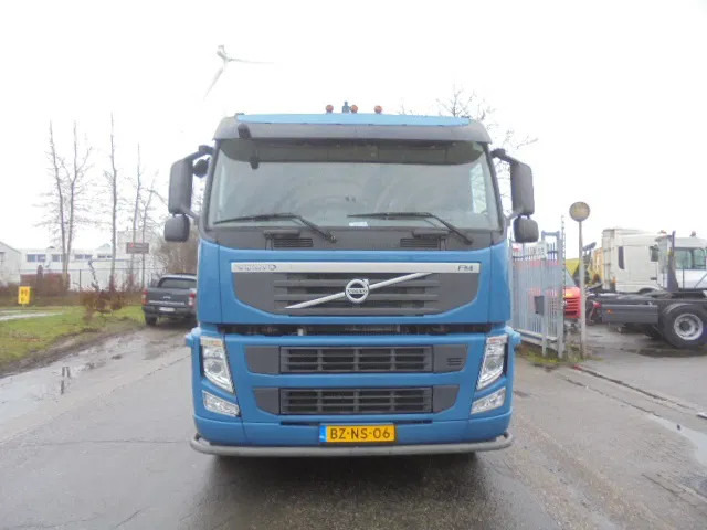 Volvo FM 420 EEV 6X2 NL TRUCK APK 10-26 - Vacuum truck: picture 2 Volvo FM 420 EEV 6X2 NL TRUCK APK 10-26 - Vacuum truck: picture 2