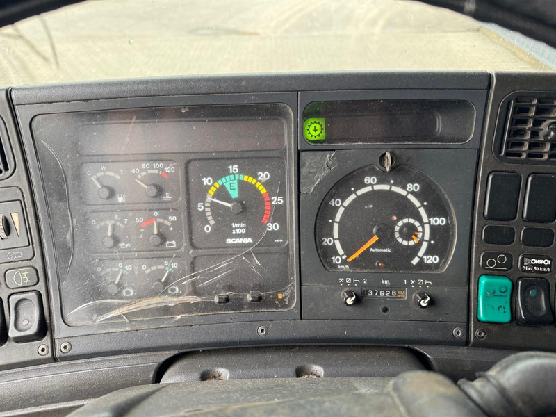 Tank truck for transportation of fuel Scania P 124.360: picture 7