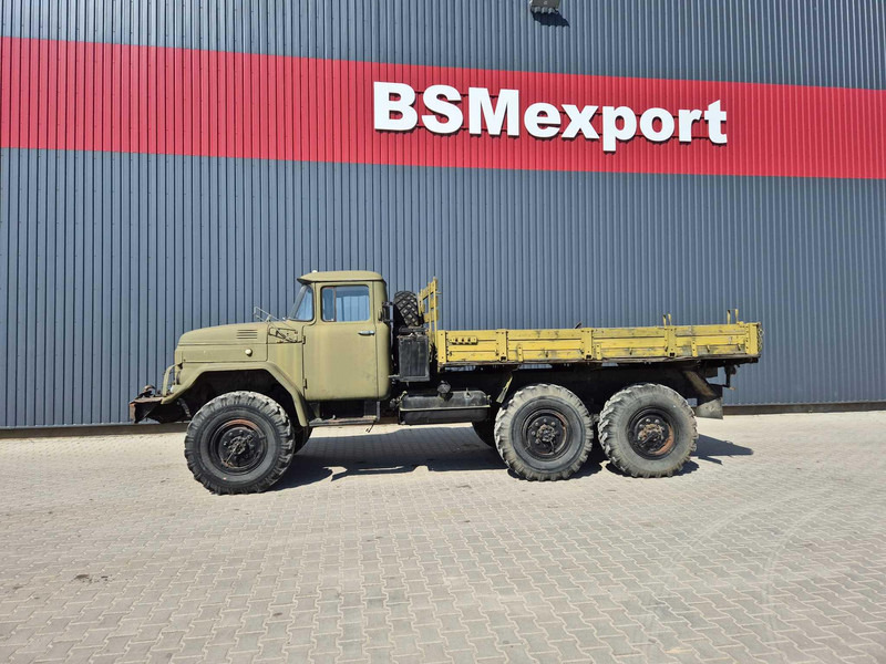 ZIL 131 ex reserve truck - Dropside/ Flatbed truck: picture 2 ZIL 131 ex reserve truck - Dropside/ Flatbed truck: picture 2