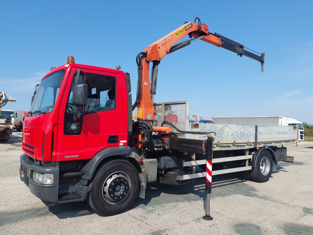 Iveco EuroCargo ML 180E21 - Dropside/ Flatbed truck, Crane truck: picture 3 Iveco EuroCargo ML 180E21 - Dropside/ Flatbed truck, Crane truck: picture 3