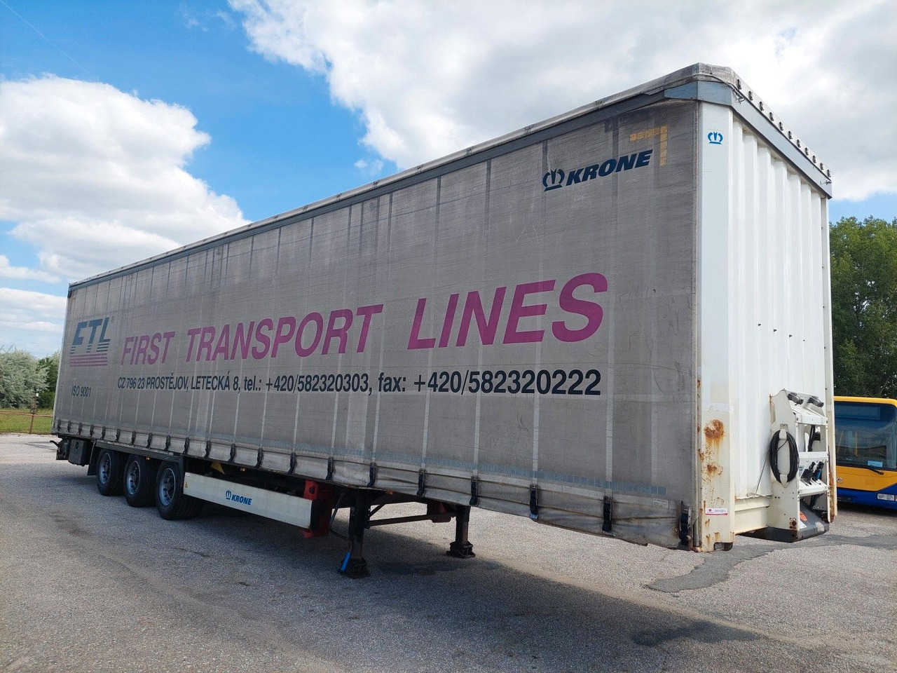Krone SD Mega Liner - Curtainsider semi-trailer: picture 2 Krone SD Mega Liner - Curtainsider semi-trailer: picture 2