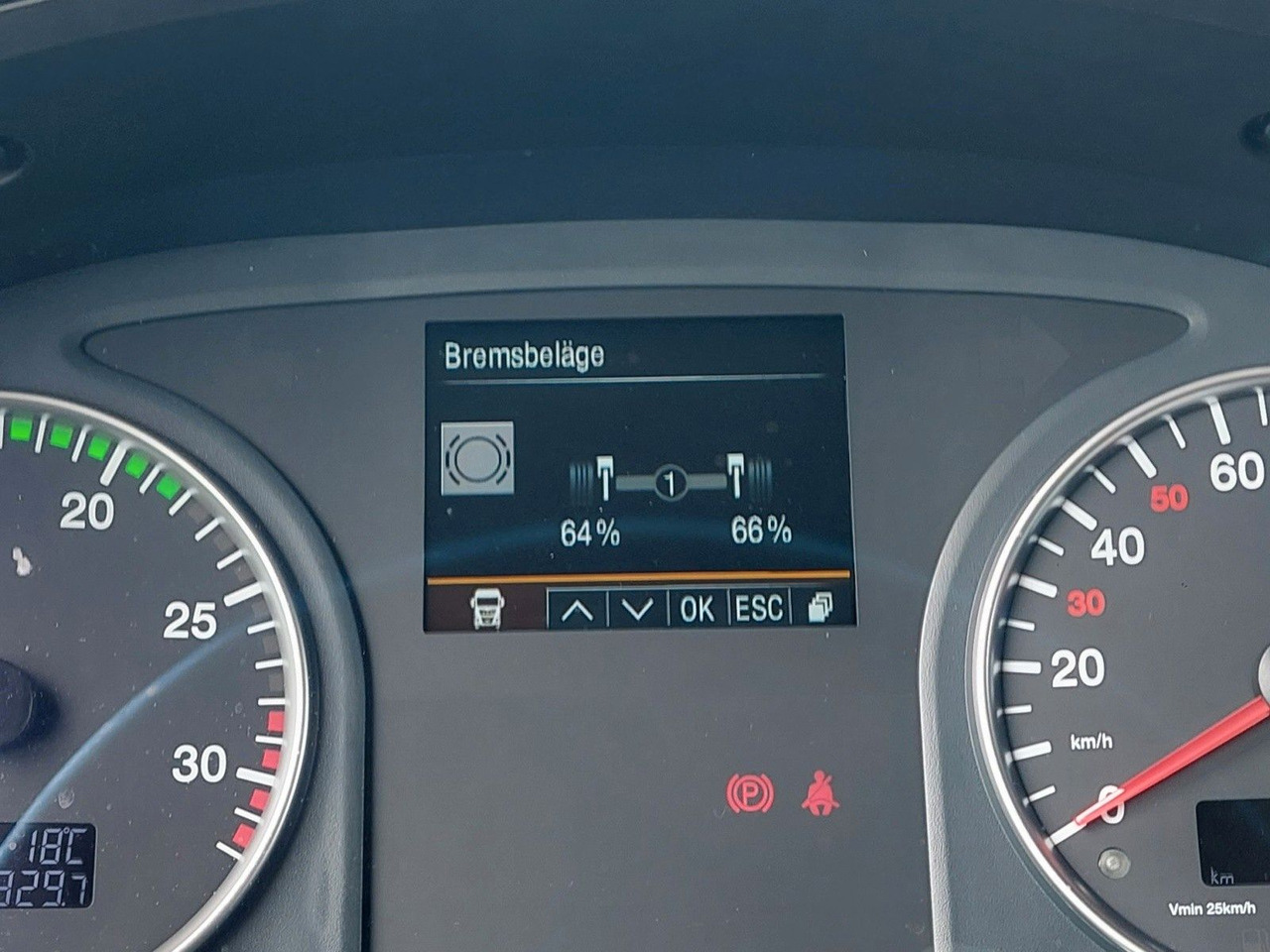 Leasing of  MAN TGL 12.250 BL 4x2 MAN TGL 12.250 BL 4x2: picture 50