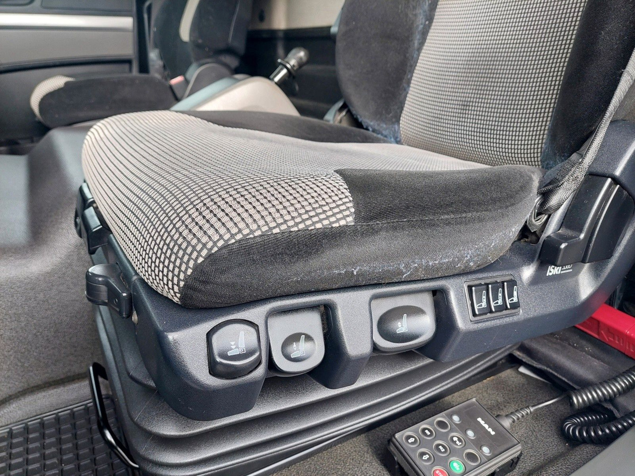 Leasing of  MAN TGL 12.250 BL 4x2 MAN TGL 12.250 BL 4x2: picture 44