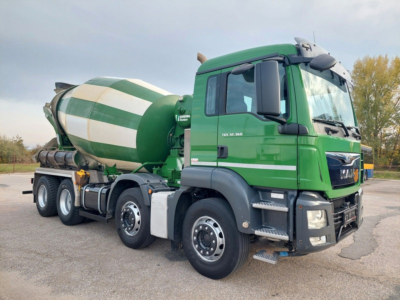MAN TGS 32.360 BB Stetter 8x4 - Concrete mixer truck: picture 2 MAN TGS 32.360 BB Stetter 8x4 - Concrete mixer truck: picture 2