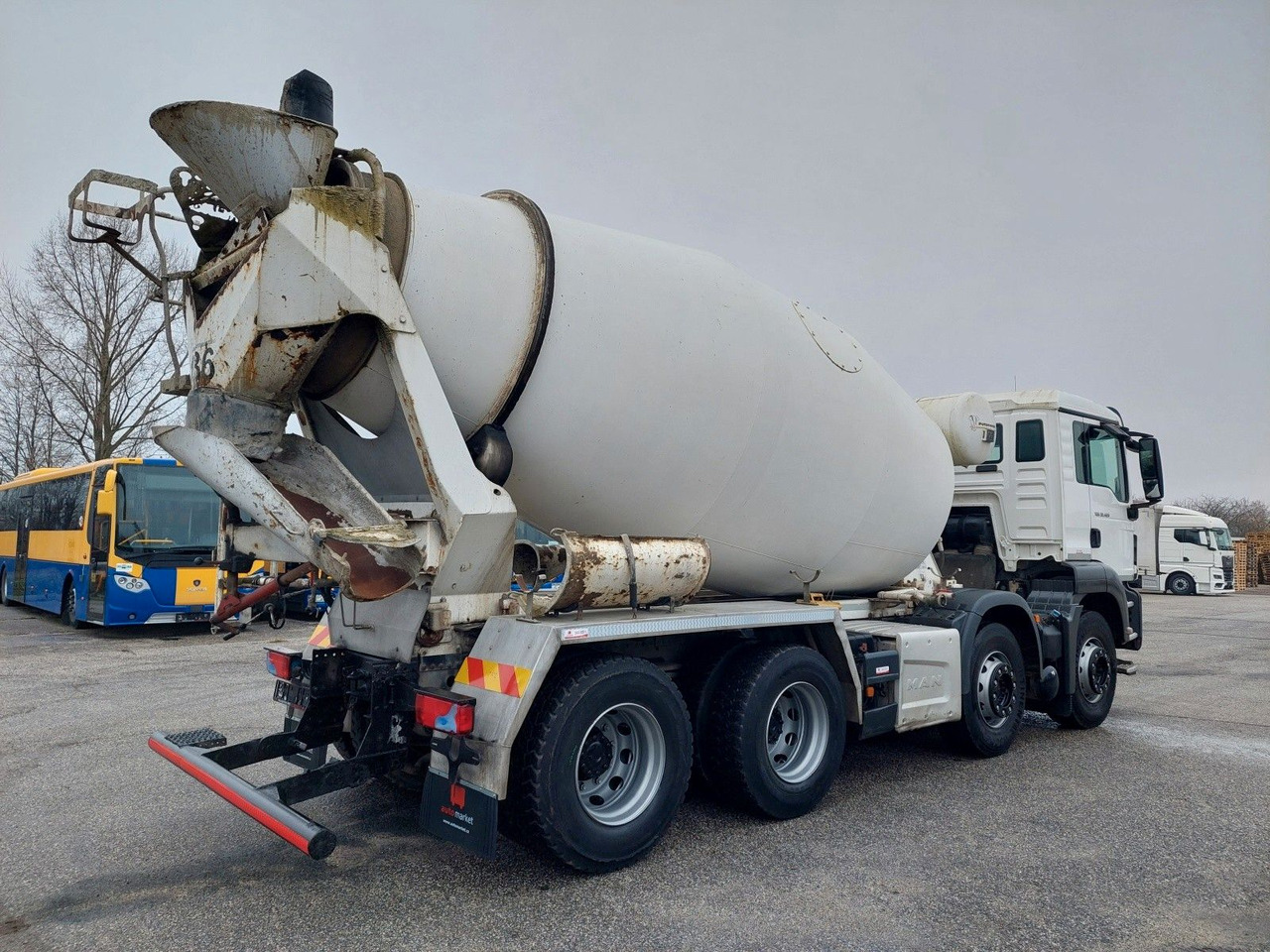 MAN TGS 32.420 BB Intermix 9m3 8x4 - Concrete mixer truck: picture 4 MAN TGS 32.420 BB Intermix 9m3 8x4 - Concrete mixer truck: picture 4