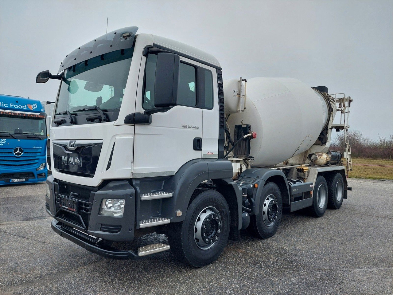 MAN TGS 32.420 BB Intermix 9m3 8x4 - Concrete mixer truck: picture 1 MAN TGS 32.420 BB Intermix 9m3 8x4 - Concrete mixer truck: picture 1